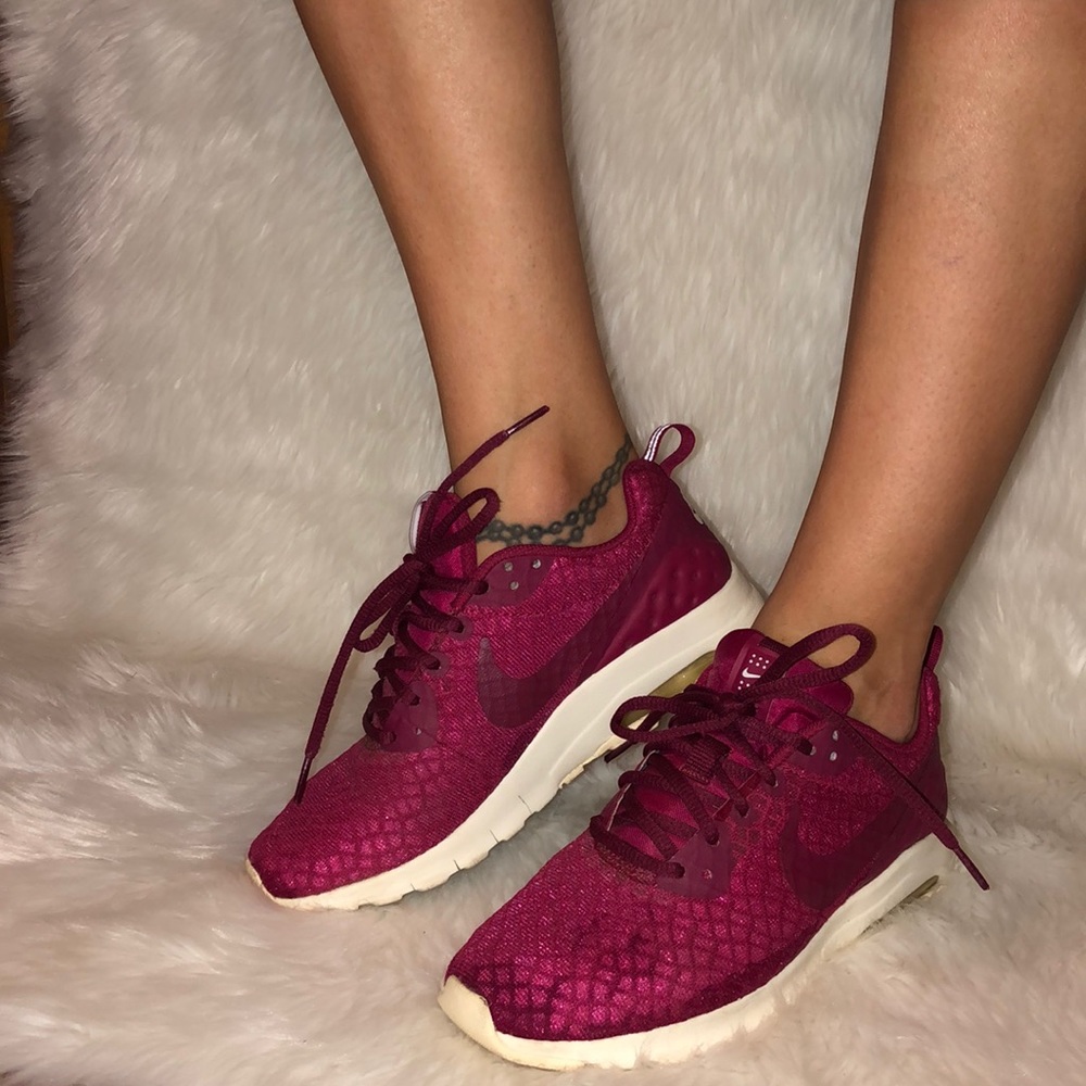 Maroon NIKE Air tennis shoes Sneakers